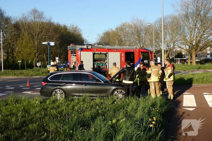 Brandweer ingezet voor mogelijke autobrand