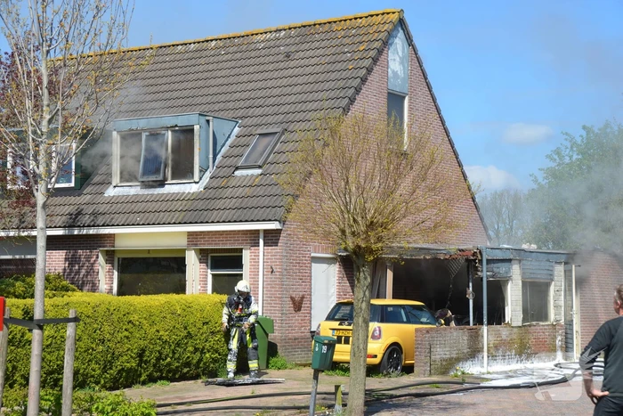 Een persoon gewond bij woningbrand