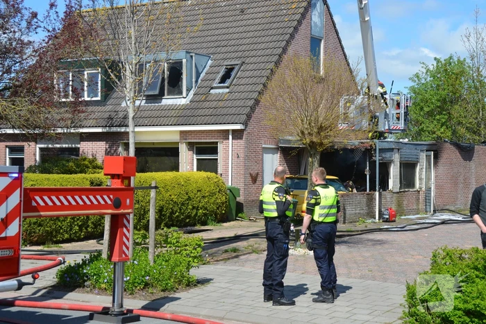 Een persoon gewond bij woningbrand