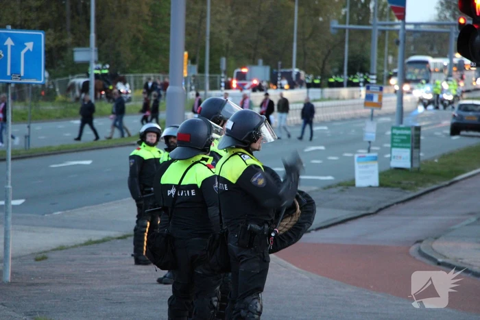 Politie massaal ingezet bij uitloop van bekerfinale