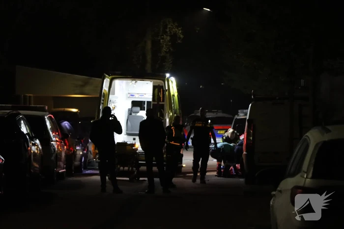 Persoon ernstig gewond na val van dak