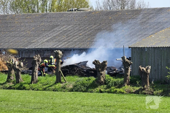 Veel rook bij uitslaande brand