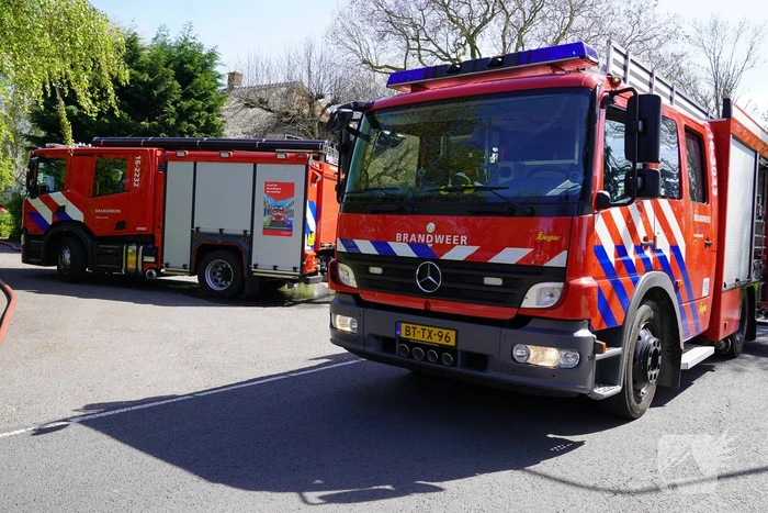 Veel rook bij uitslaande brand