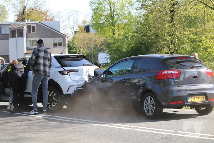 Flinke file bij kop-staartbotsing