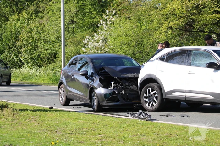 Flinke file bij kop-staartbotsing