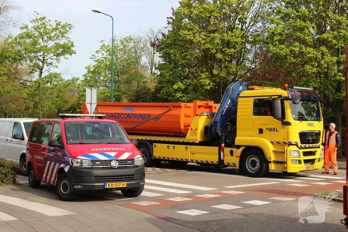 Accu PicNic bezorgwagen vliegt in brand
