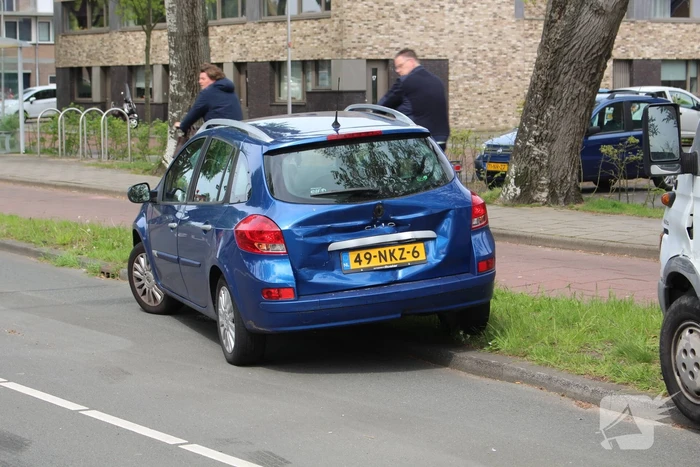 Twee voertuigen betrokken bij kop-staart botsing