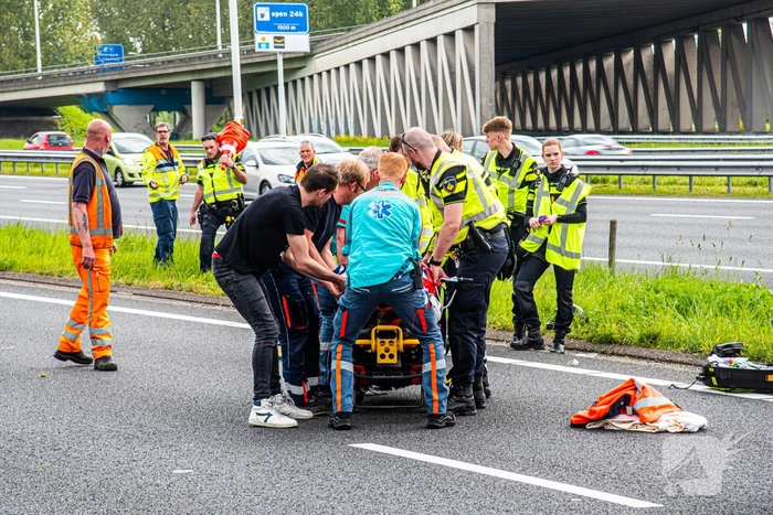 Motorrijder zwaargewond bij ongeval op snelweg
