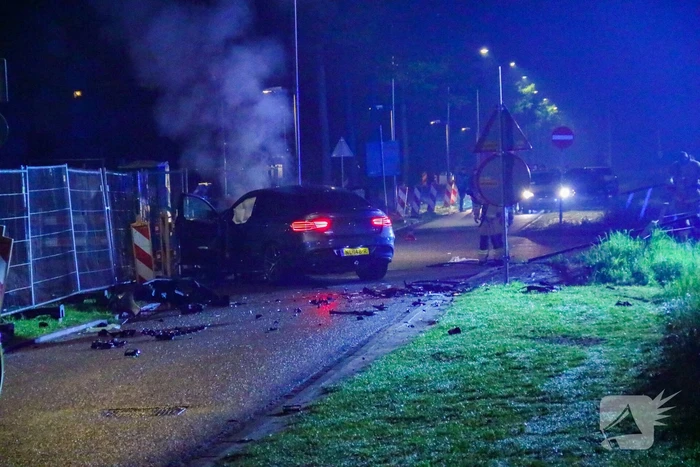 Voertuig te water na aanrijding