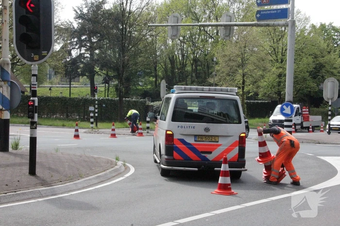 Snelweg afgesloten na gekantelde caravan
