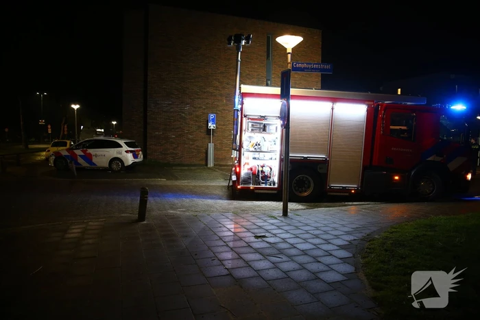 Meerdere voertuigen beschadigd na brand