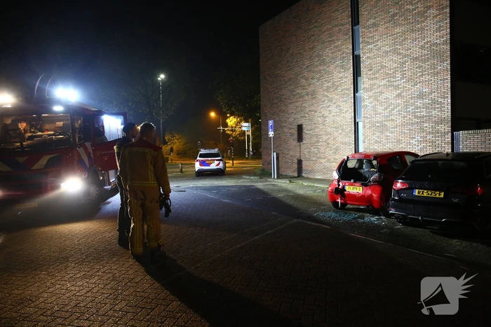 Meerdere voertuigen beschadigd na brand
