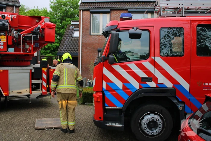 Brand in schoorsteen snel gedoofd