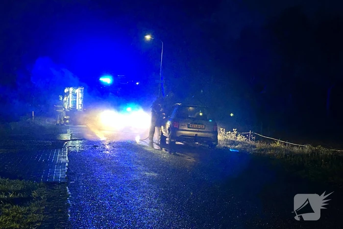 Auto verwoest door brand