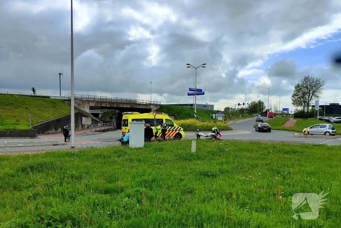 Fietser gewond bij botsing met auto