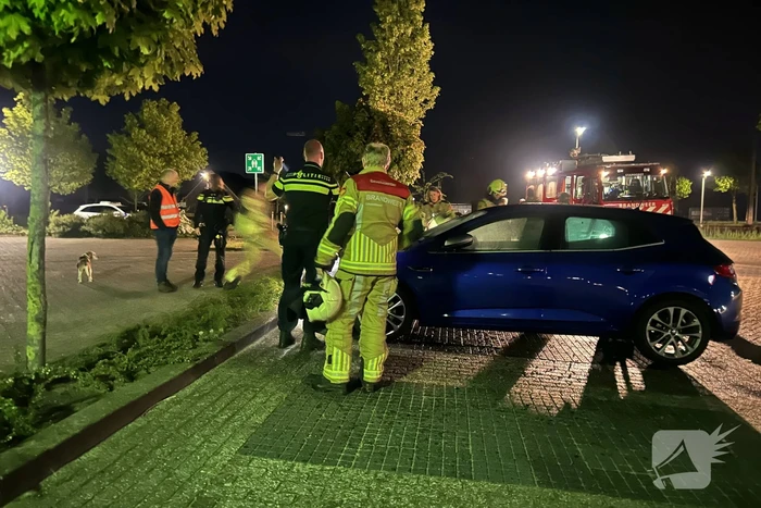 Brand in auto snel geblust