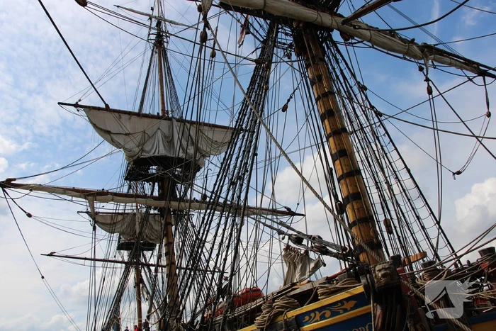 De Götheborg replica bezoekt Nederland