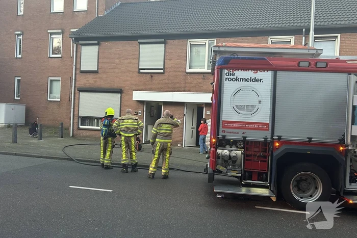 Veel rook bij brand in woning