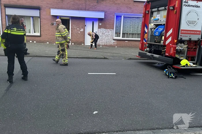 Veel rook bij brand in woning