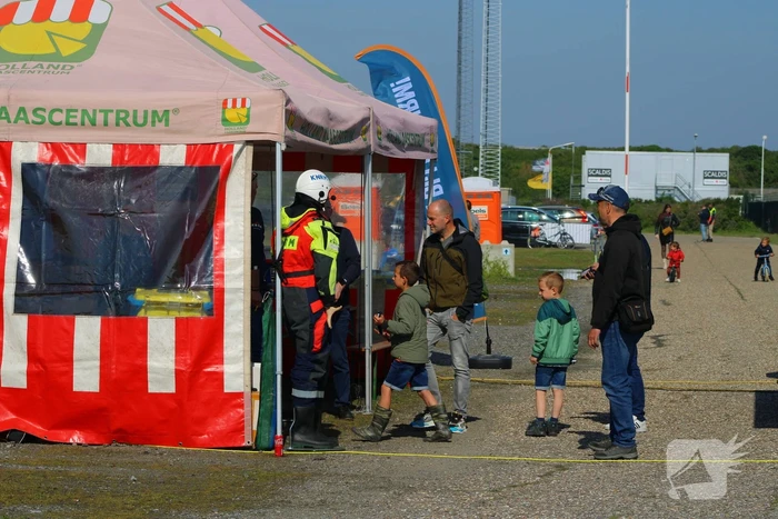 Open dag KNRM Neeltje Jans tijdens Nationale Reddingbootdag