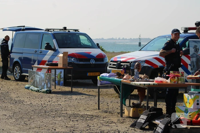 Open dag KNRM Neeltje Jans tijdens Nationale Reddingbootdag