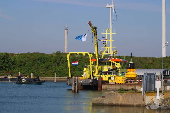 Open dag KNRM Neeltje Jans tijdens Nationale Reddingbootdag