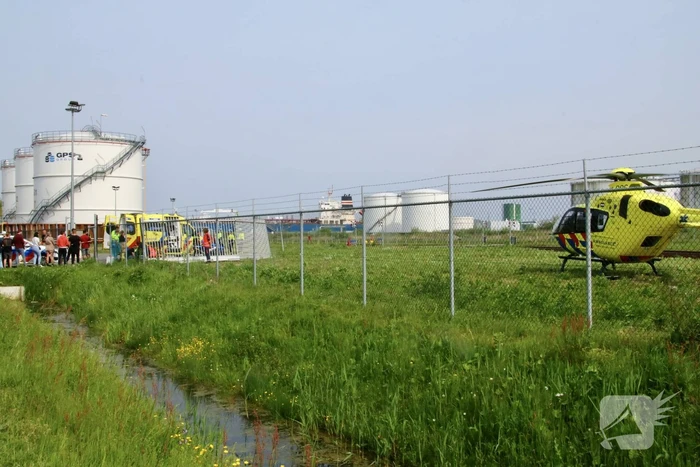 Motorrijder ernstig gewond na ongeval tijdens meeting