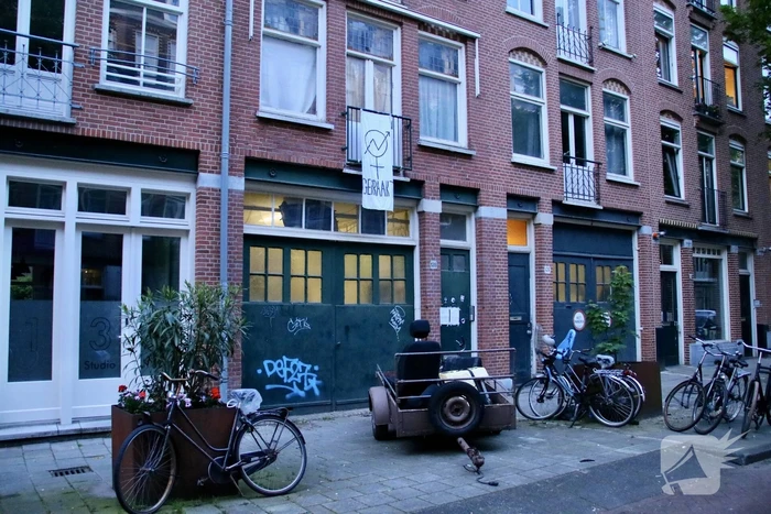 Anaracha Feminist Group Amsterdam kraken woning in centrum