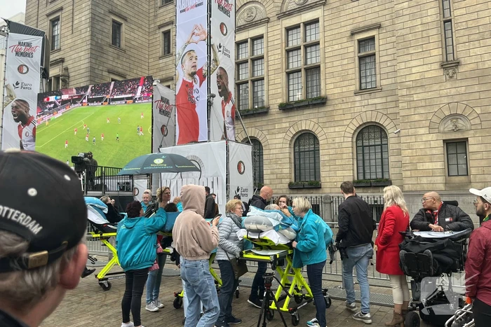 Feyenoord-fans verzamelen zich voor de huldiging