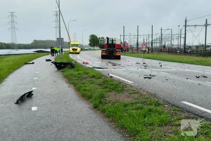 Ernstig verkeersongeval met vrachtwagen