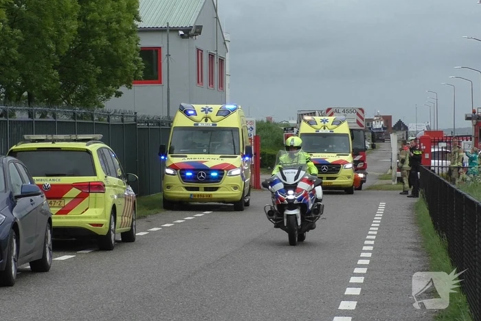 Traumateam ingezet na val op steiger