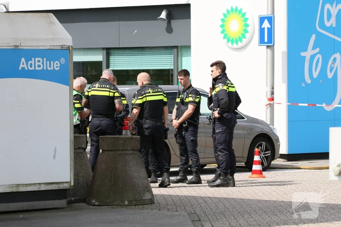 Politie doet onderzoek naar schietpartij BP-tankstation
