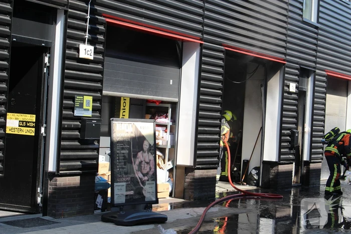 Grote brand in opslagloods
