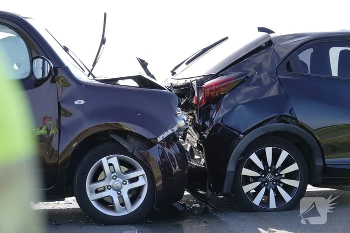 Drie auto's betrokken bij kettingbotsing