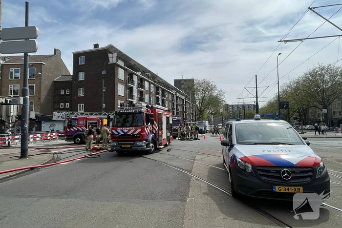 Versnijdingspand en meerdere vuurwapens aangetroffen na brand