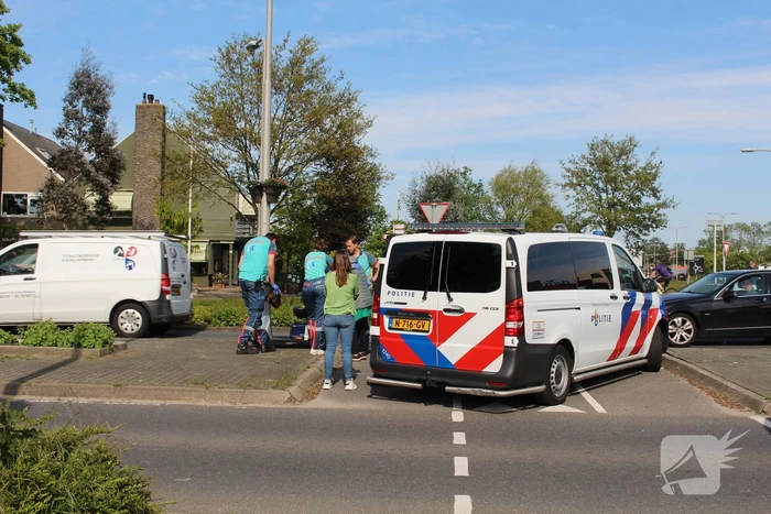 Scootmobiel aangereden bij oversteken