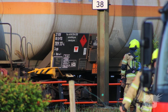 Brandweer ingezet voor mogelijke treinbrand