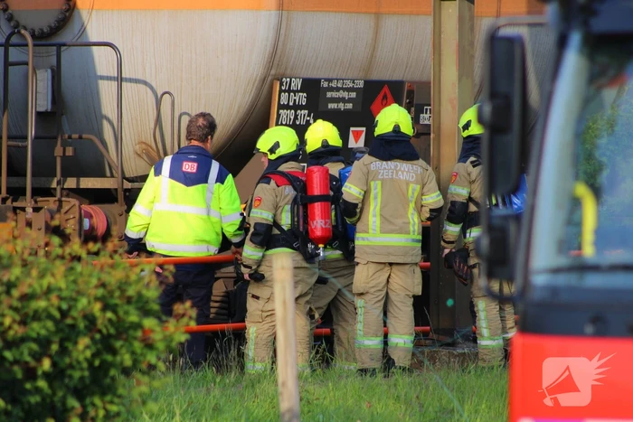Brandweer ingezet voor mogelijke treinbrand