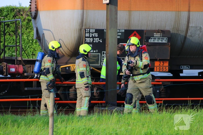 Brandweer ingezet voor mogelijke treinbrand