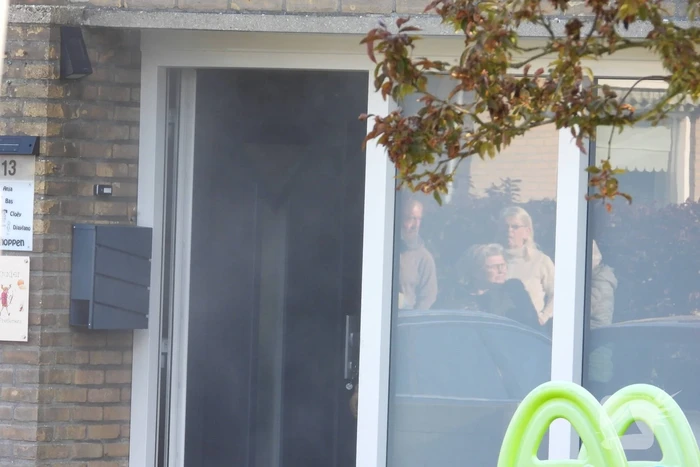 Hevige brand in keuken van woning
