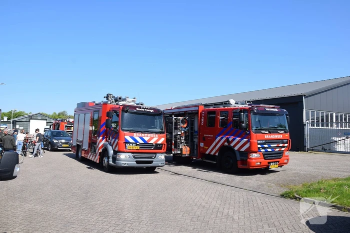 Accu's voor zonnepanelen vatten vlam in loods
