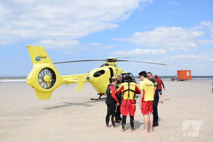 Lifequard ernstig gewond bij ongeval met waterscooter