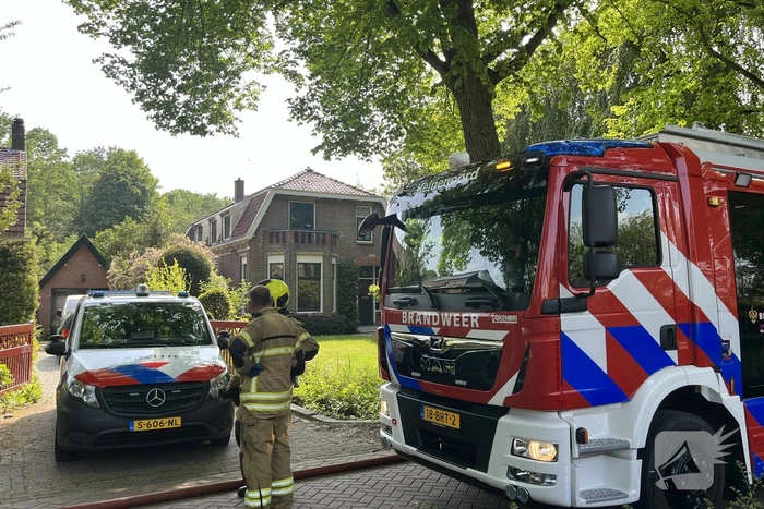 Brand in schuur op woonerf
