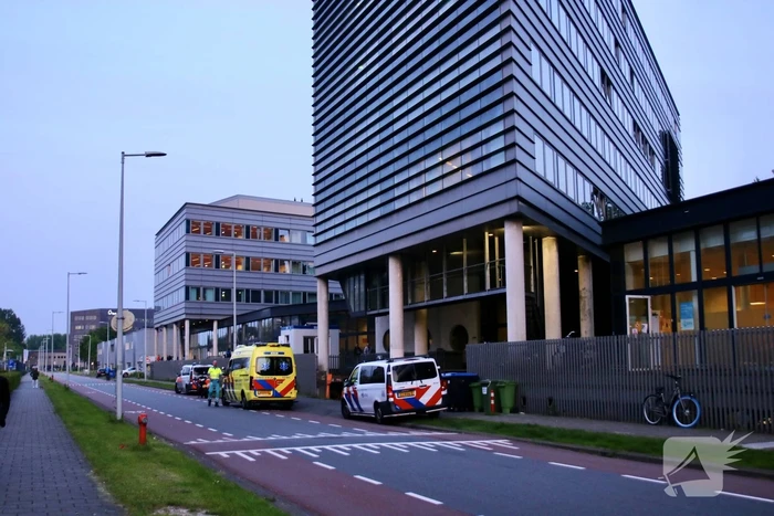 Persoon gewond bij steekincident