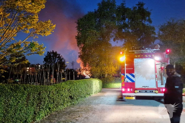 Tuinhuis in as na felle brand
