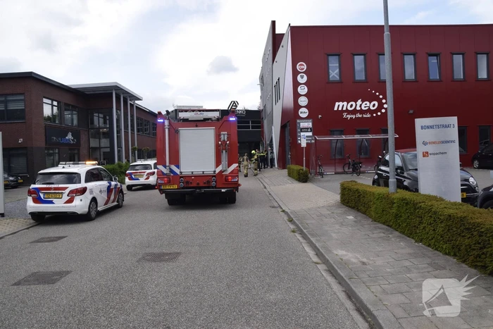 Tuinmeubilair gaat in vlammen op dakterras