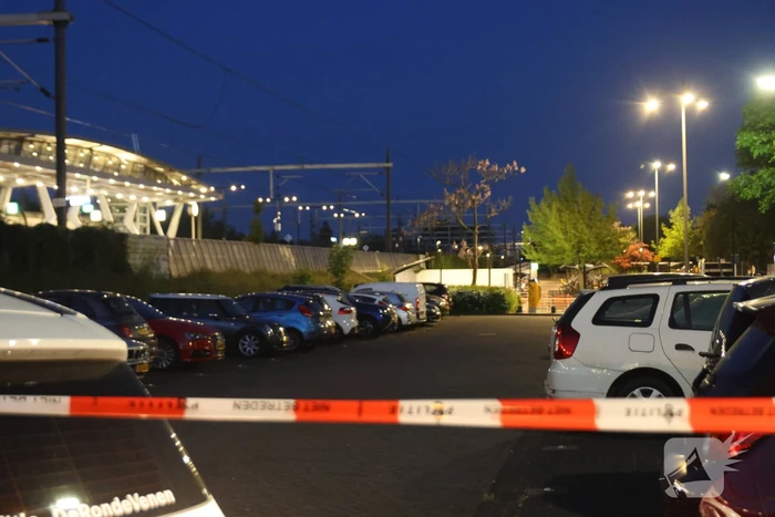 Arrestatieteam houdt verdachte aan in trein