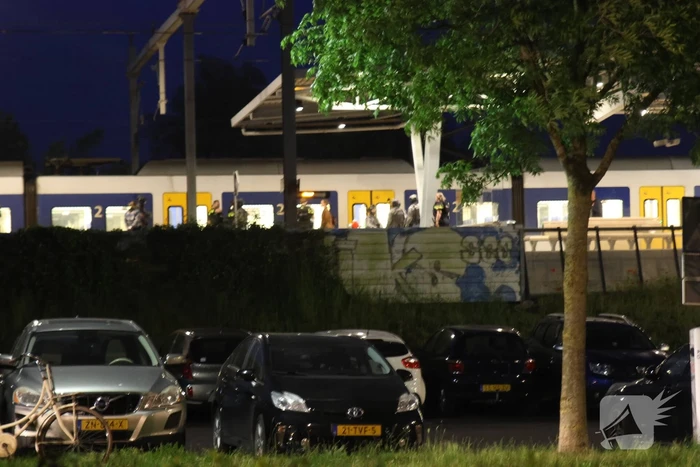 Arrestatieteam houdt verdachte aan in trein