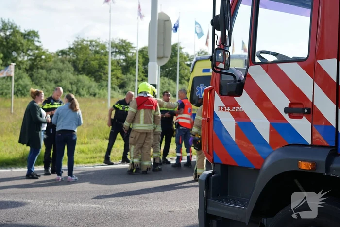 Fietser gegrepen door passerende lijnbus