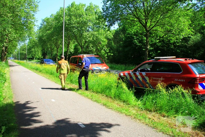 Raadselachtig vat gevonden nabij fietspad